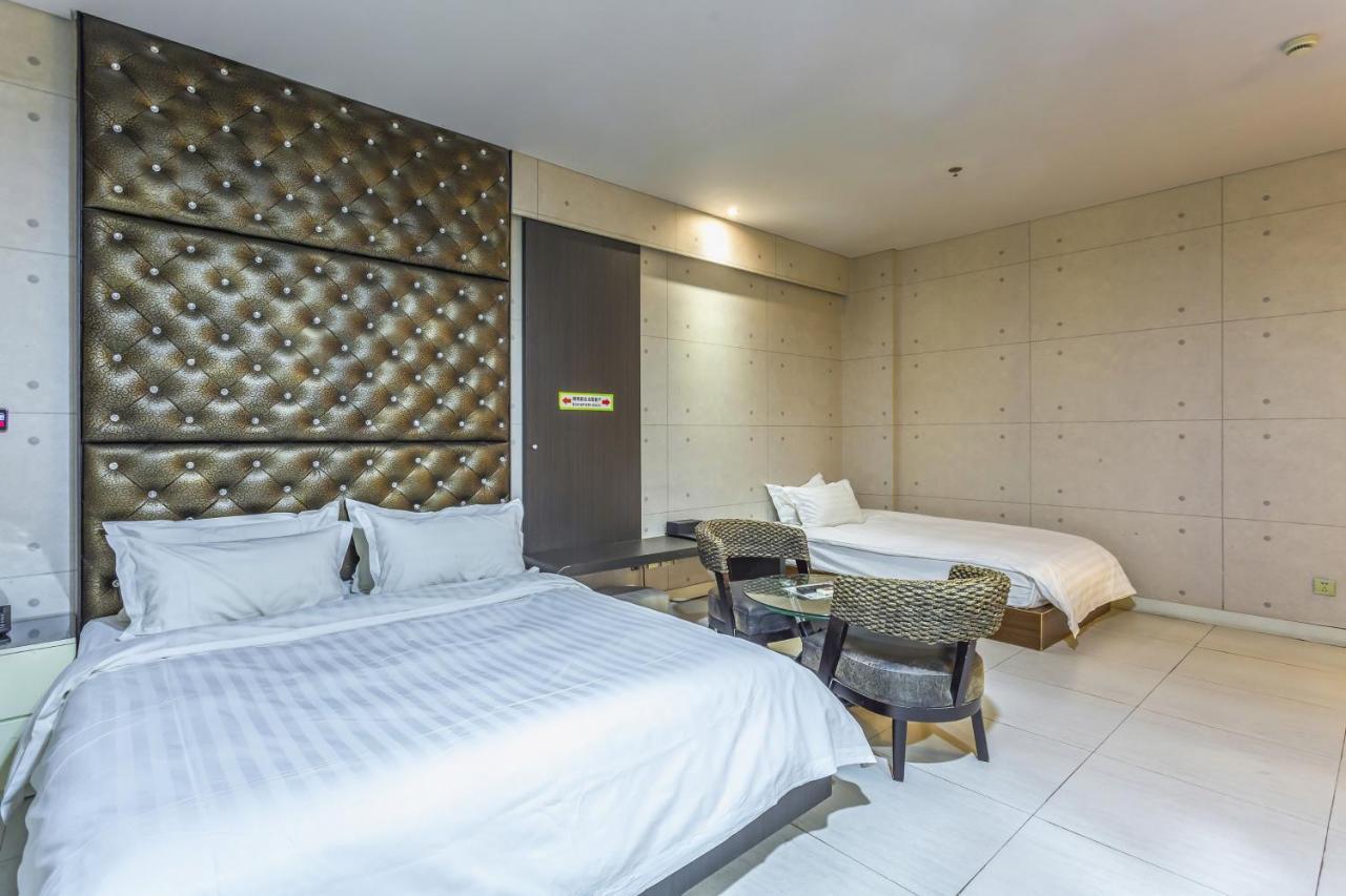 Qingdao Heng Bo Hotel Exterior photo